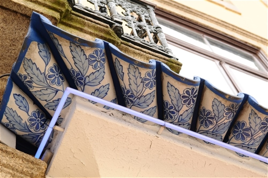 Aleros pintados a mano